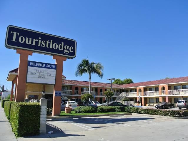 Tourist Lodge
