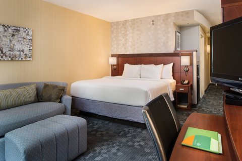 Courtyard by Marriott Hanover Lebanon Hotel 2