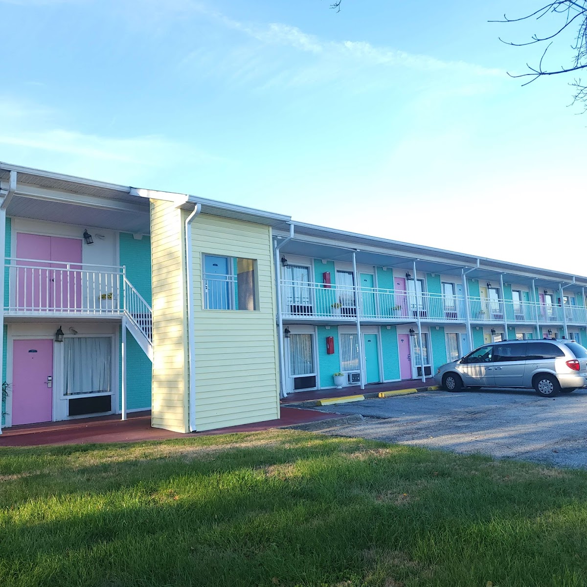 Express Inn And Suites