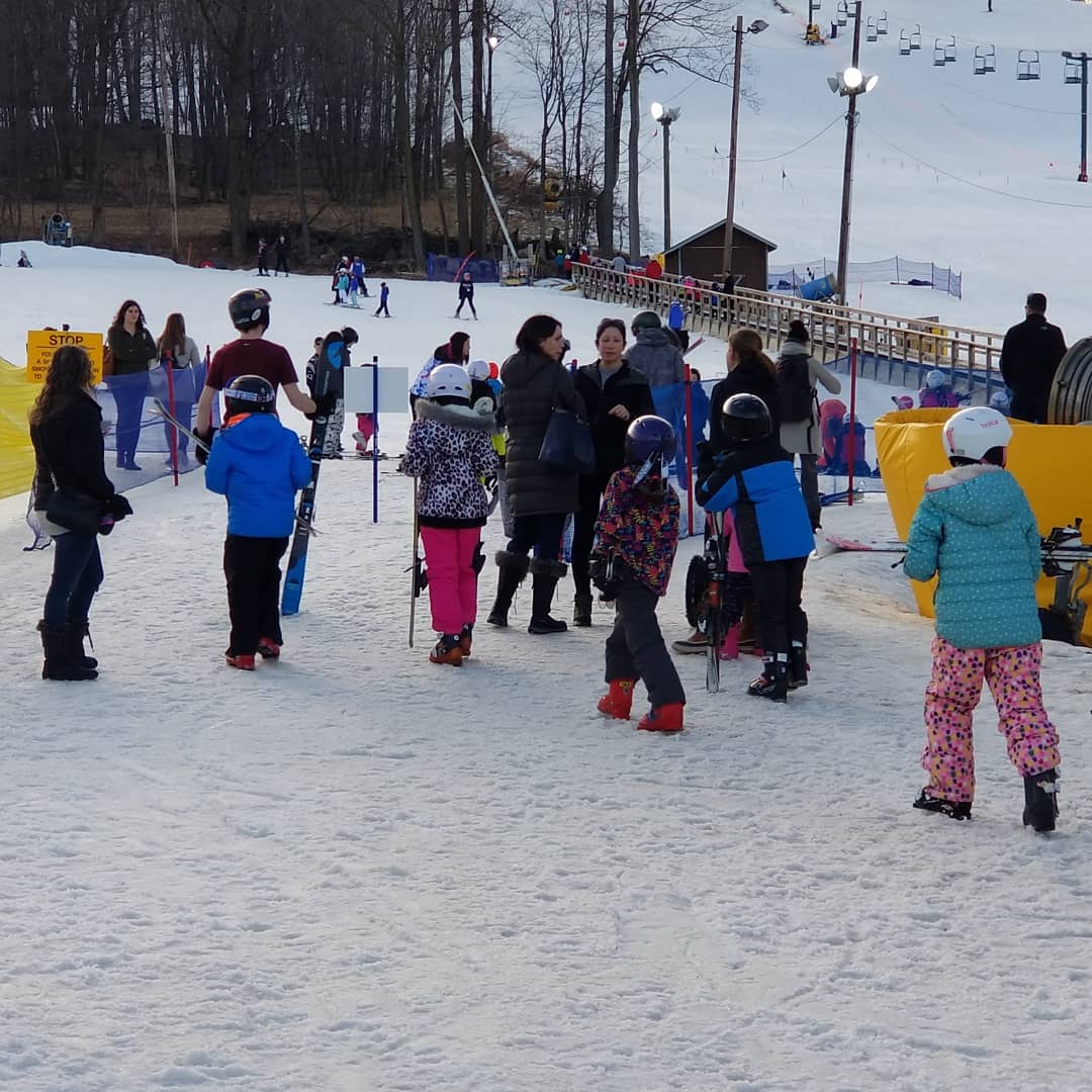 Campgaw Mountain Ski Area Hotel 3