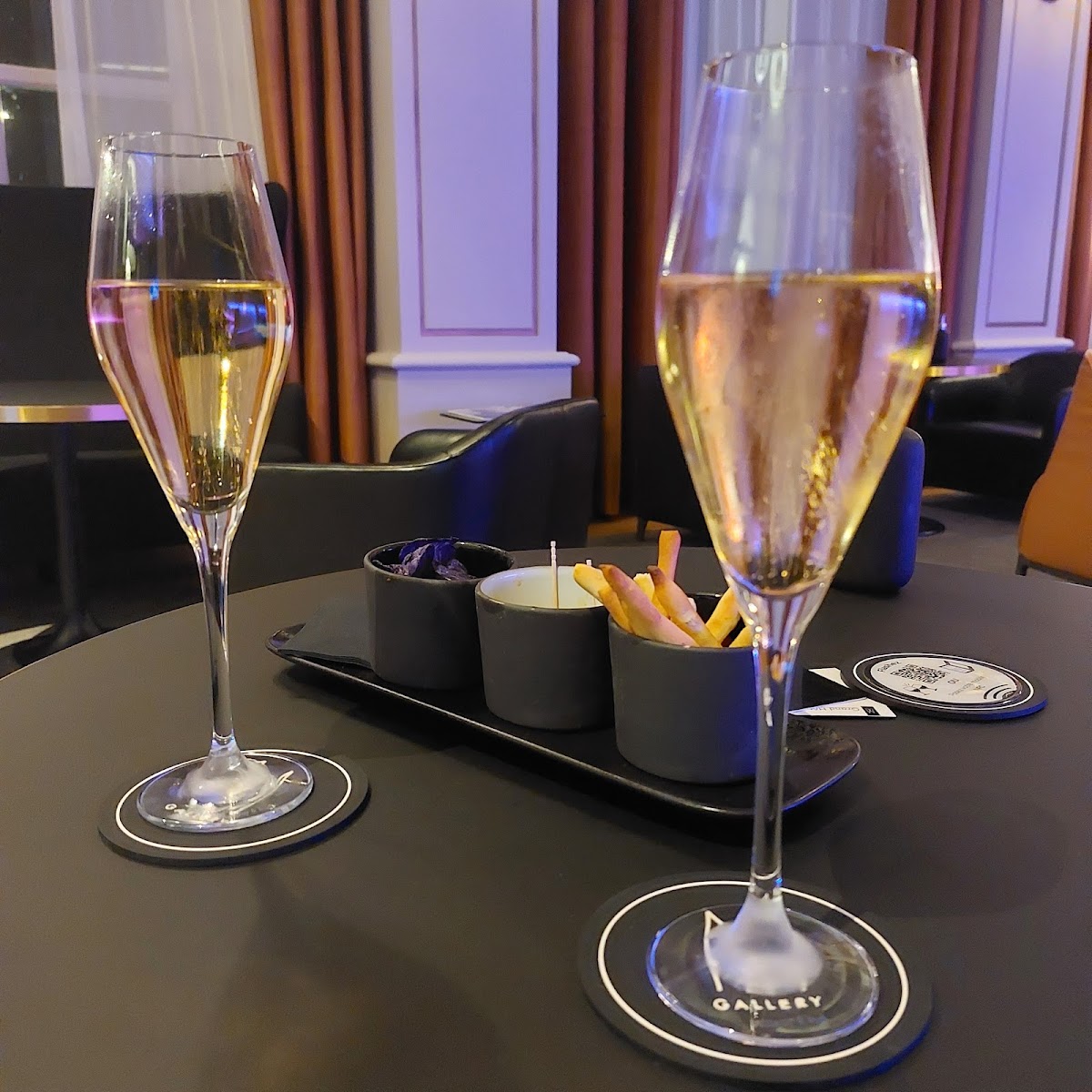 Le Bar By La Cloche