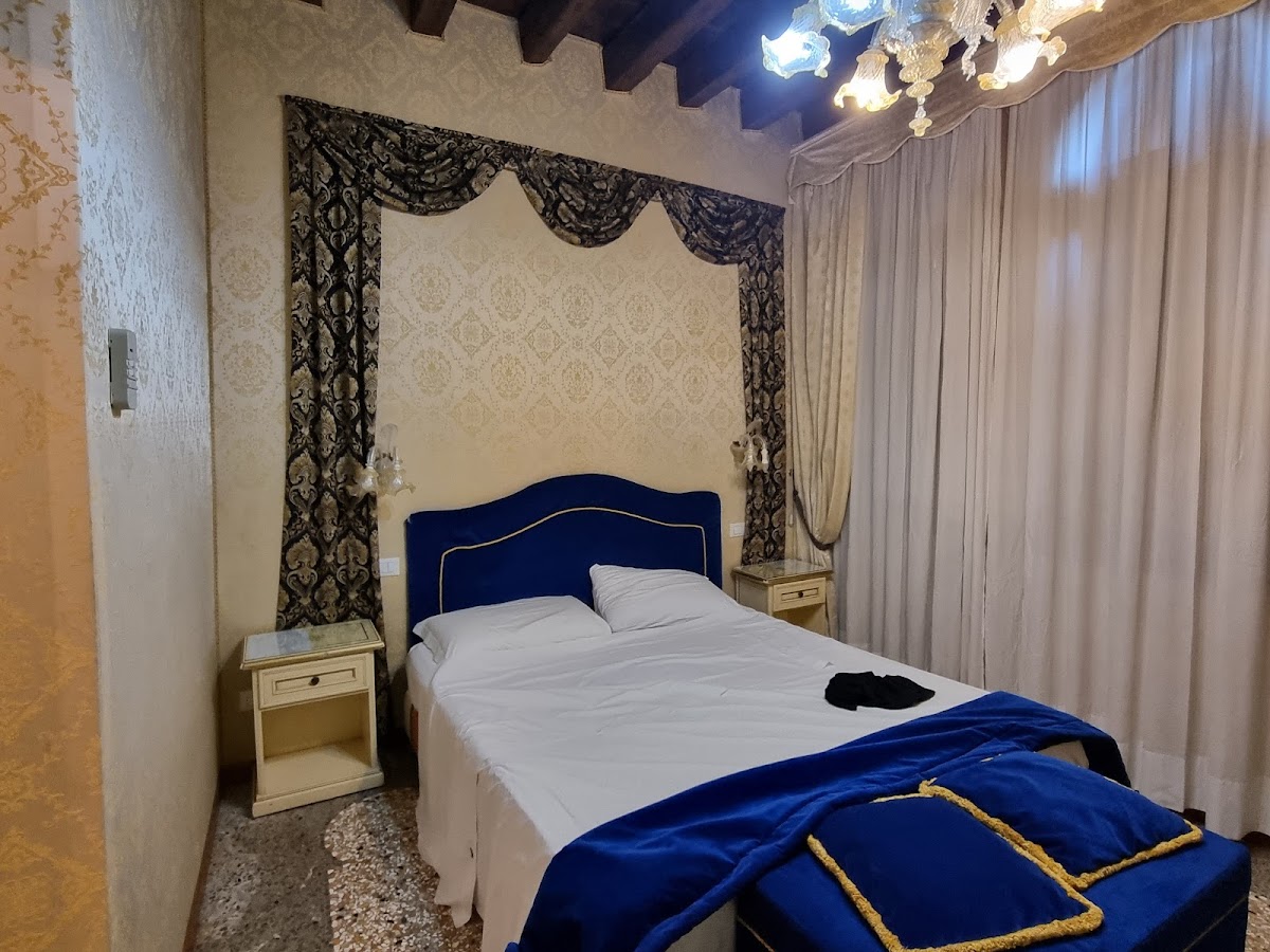 Residenza La Campana Hotel 2