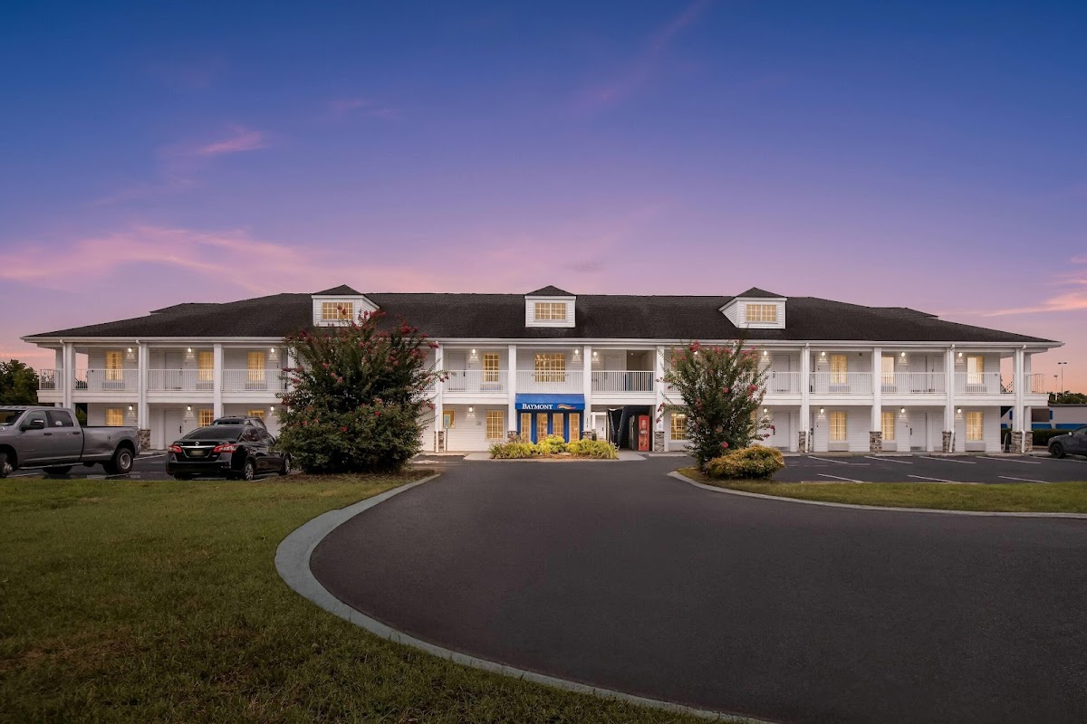 Baymont by Wyndham Forest City