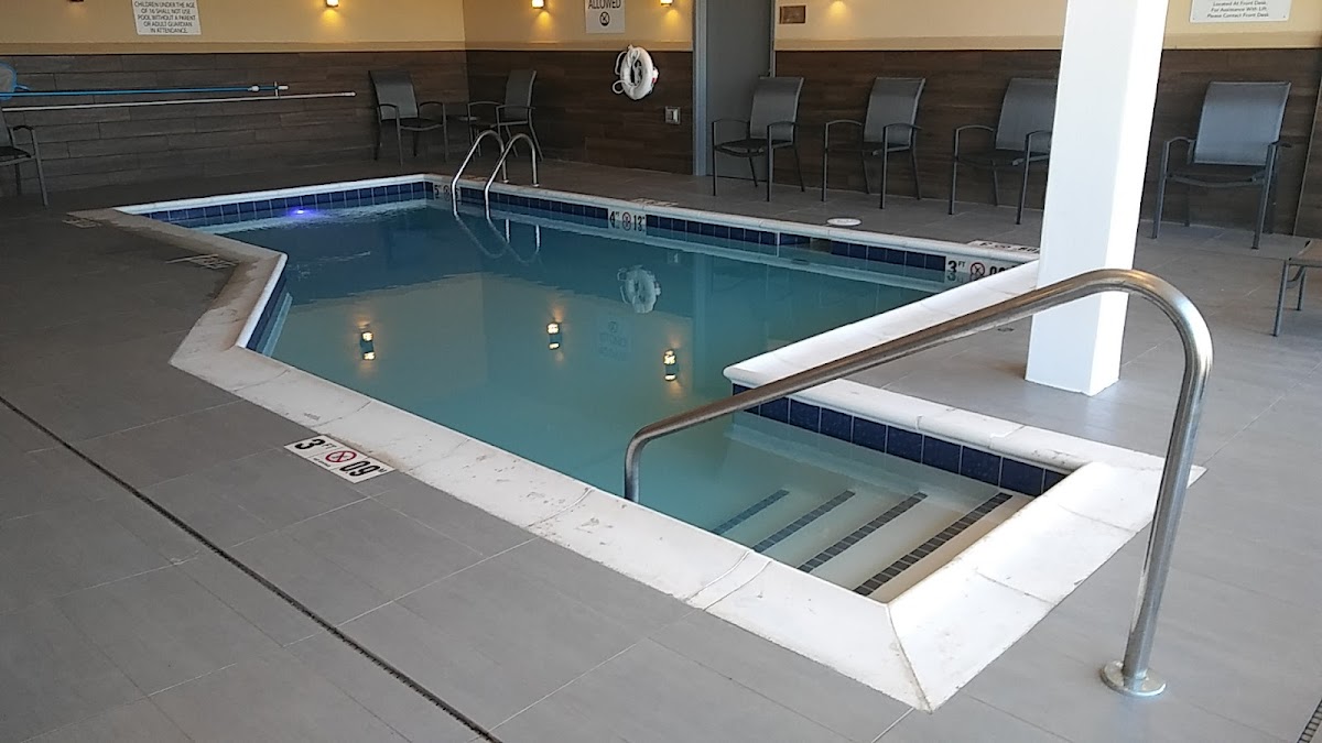 Fairfield by Marriott Inn & Suites Shawnee Hotel 3