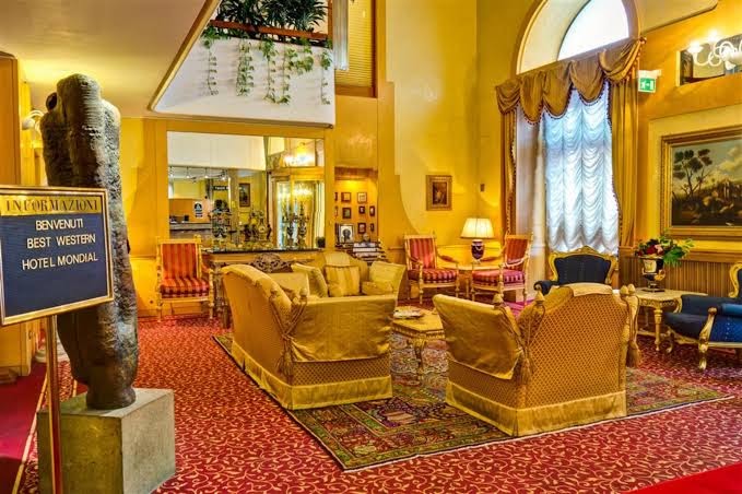 Hotel Mondial