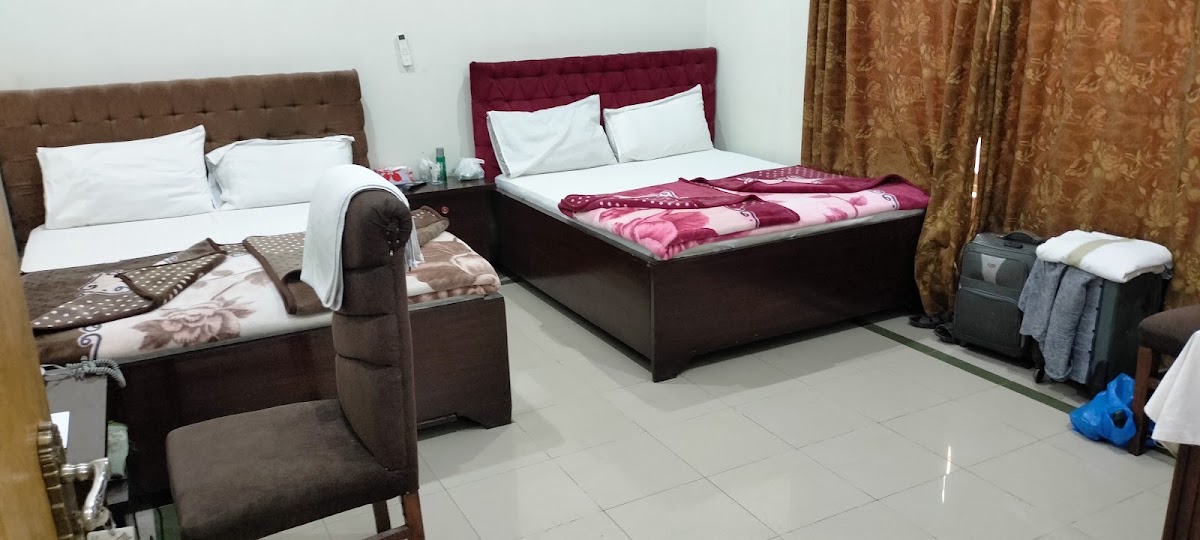 Hotel Milan Inn