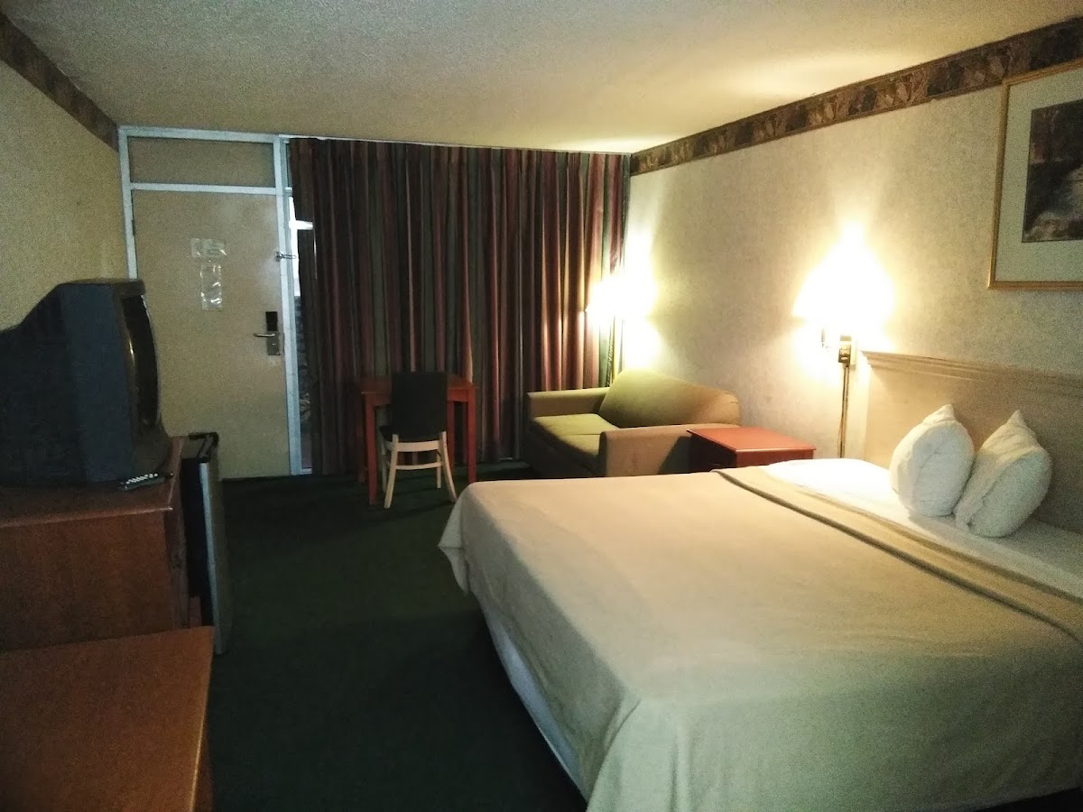 WELCOME INN - Columbia Hotel 2