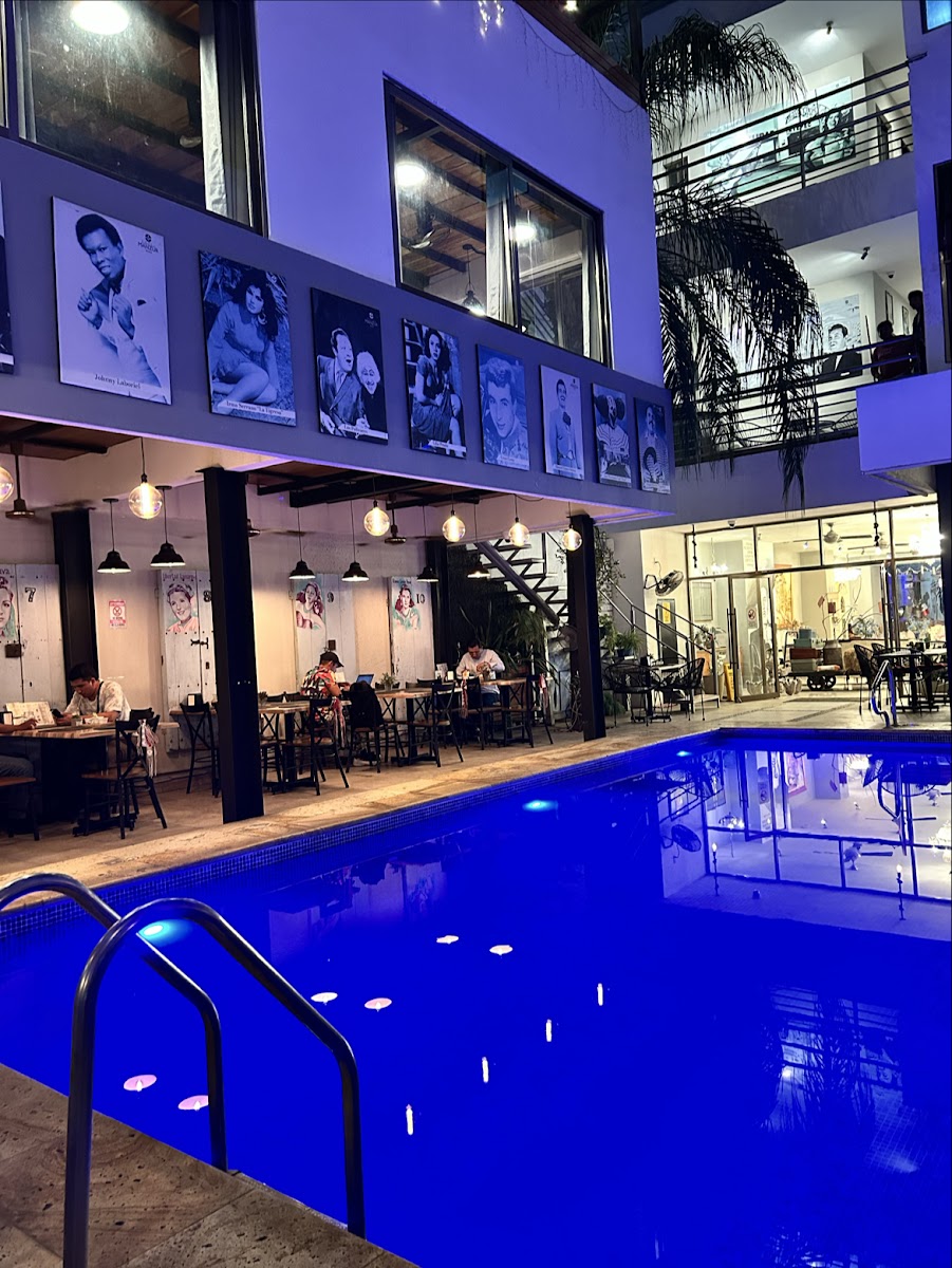 Hotel Manzur