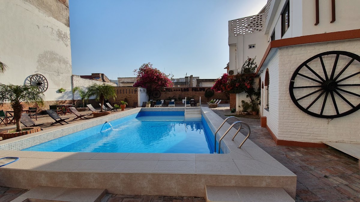 HOTEL LOS FELIPES