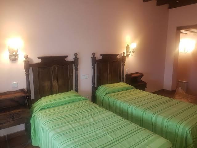 Hostal Restaurante El Meson Hotel 2