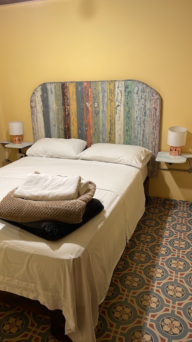 Hostal Casa Astromelia Hotel 3