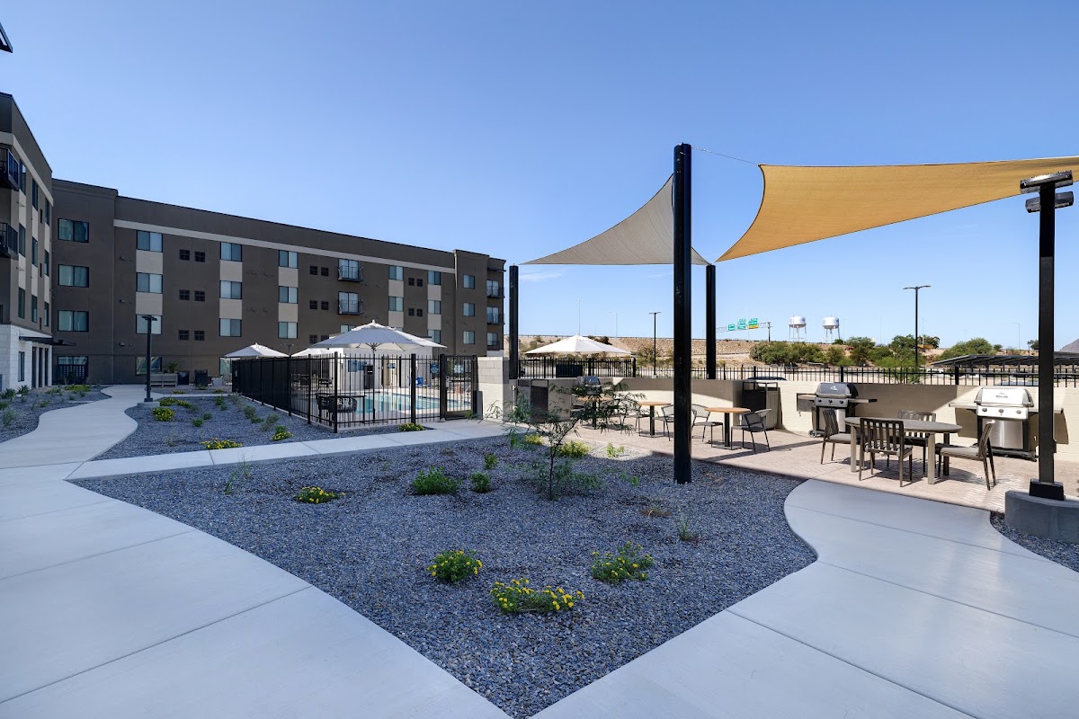 WaterWalk Extended Stay Tucson Hotel 3