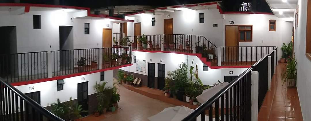 HOTEL POSADA LA CABAÑA