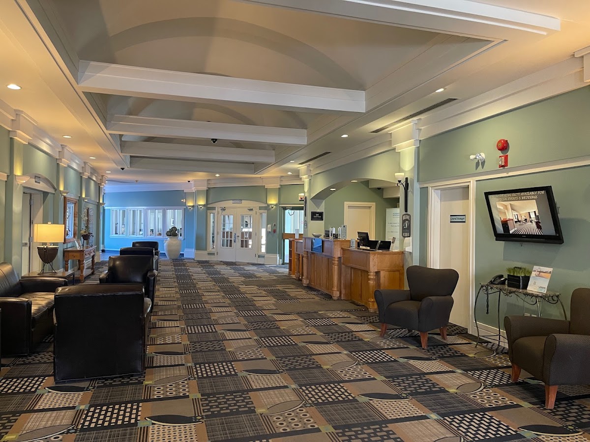 Royal Hotel Regina, Trademark Collection By Wyndham Hotel 2