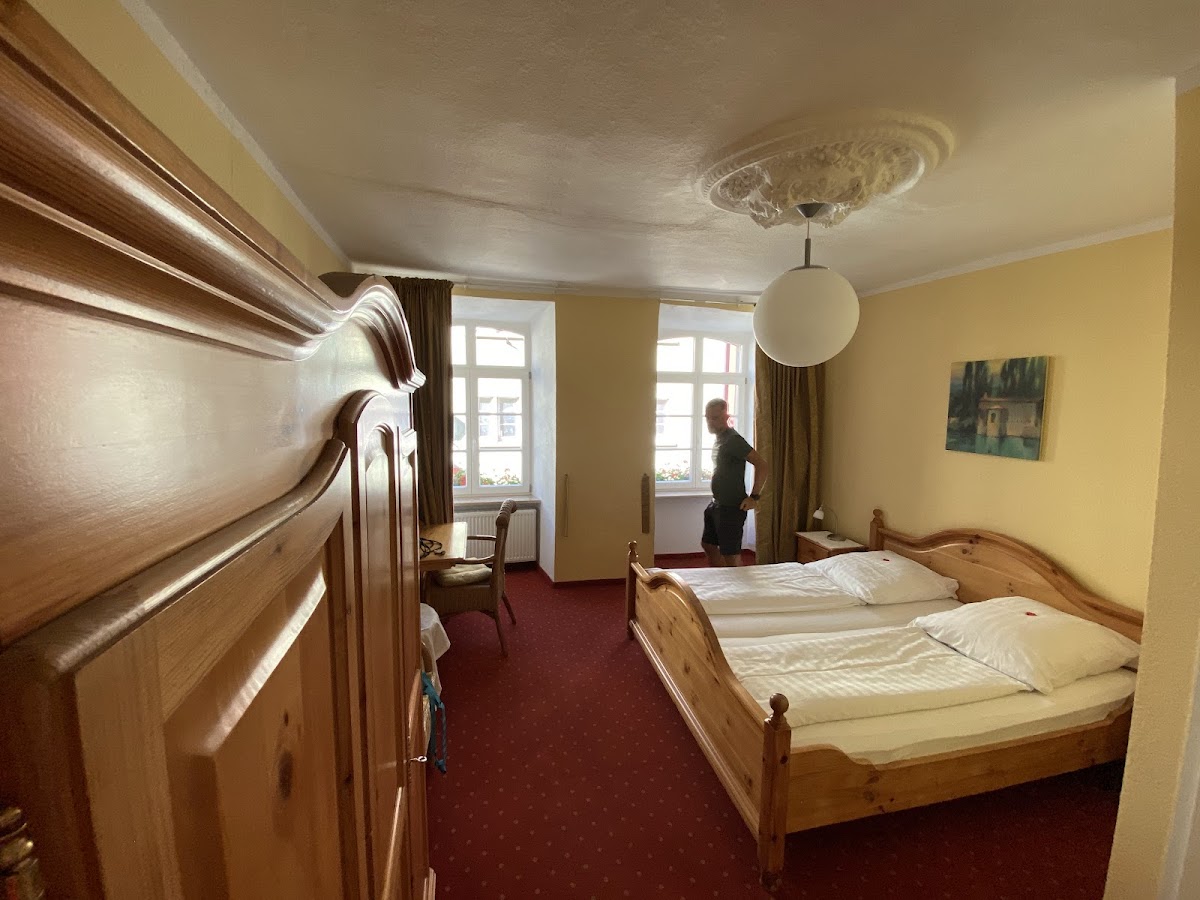 Zum Römer Hotel 2