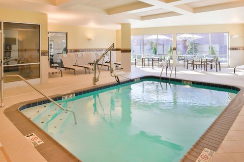 Courtyard by Marriott Columbus Grove City Hotel 3