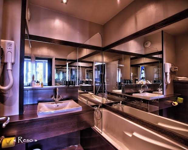 Hotel Des Beaux Arts Hotel 2