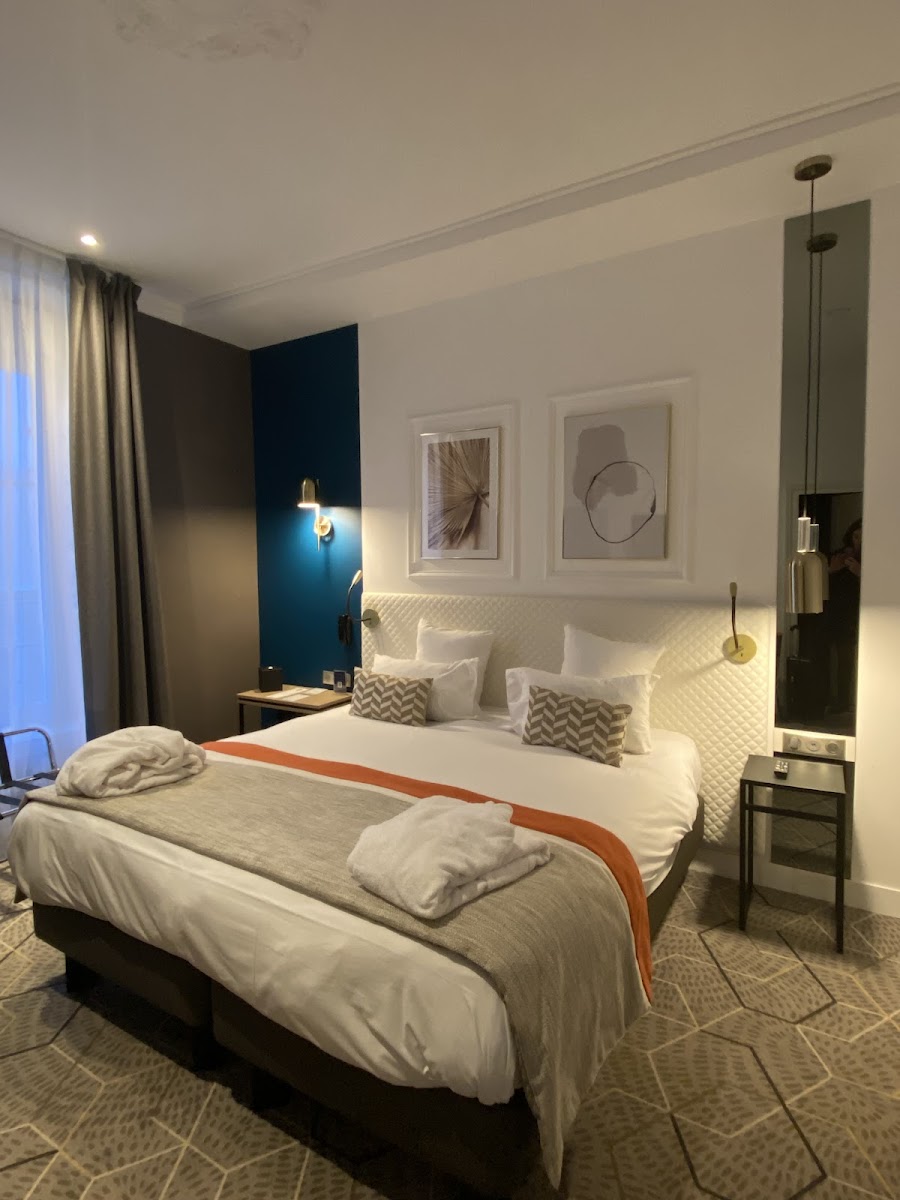 Hôtel La Maison d'été Hotel 2