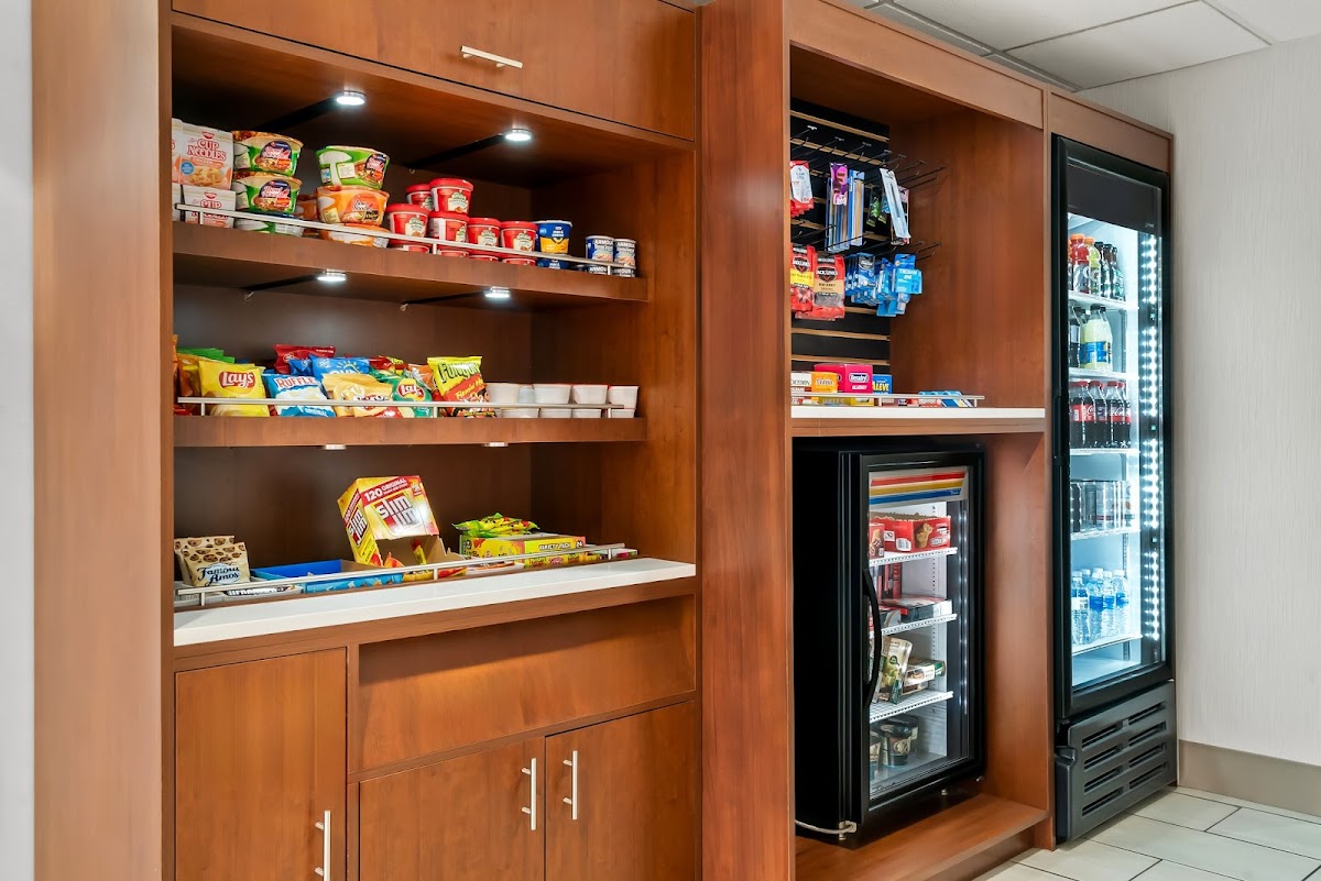 Holiday Inn Express & Suites Marion by IHG