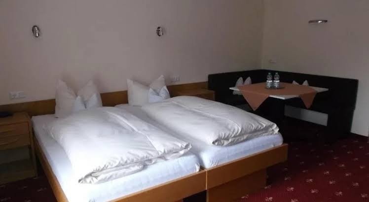 Hotel Bavaria Hotel 3
