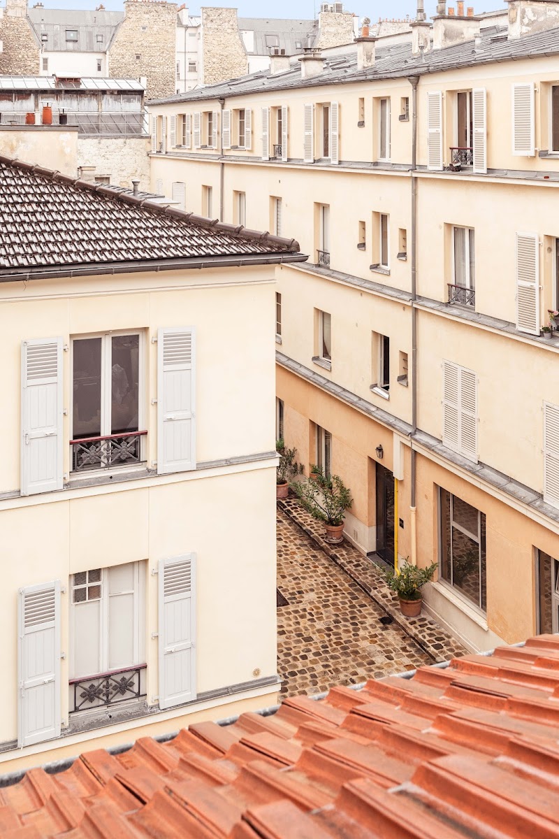 MAISON TRAVERSIERE Hotel 3