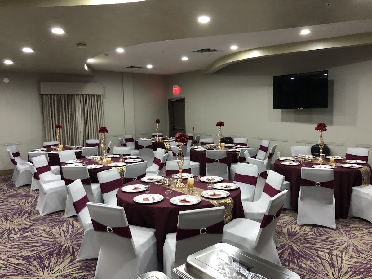 Holiday Inn Express & Suites Garland E - Lake Hubbard I30 by IHG