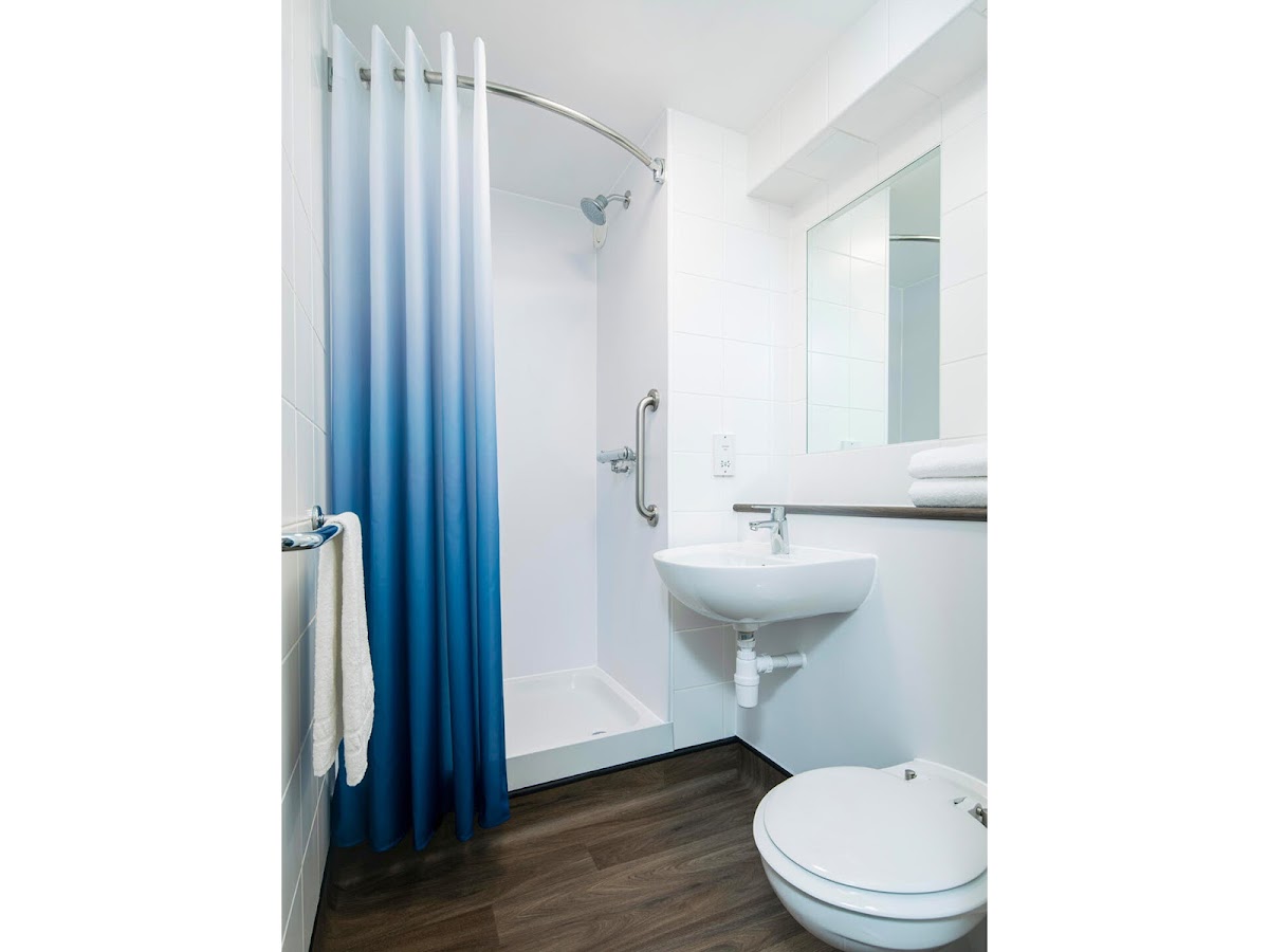 Travelodge Halifax Hotel 3