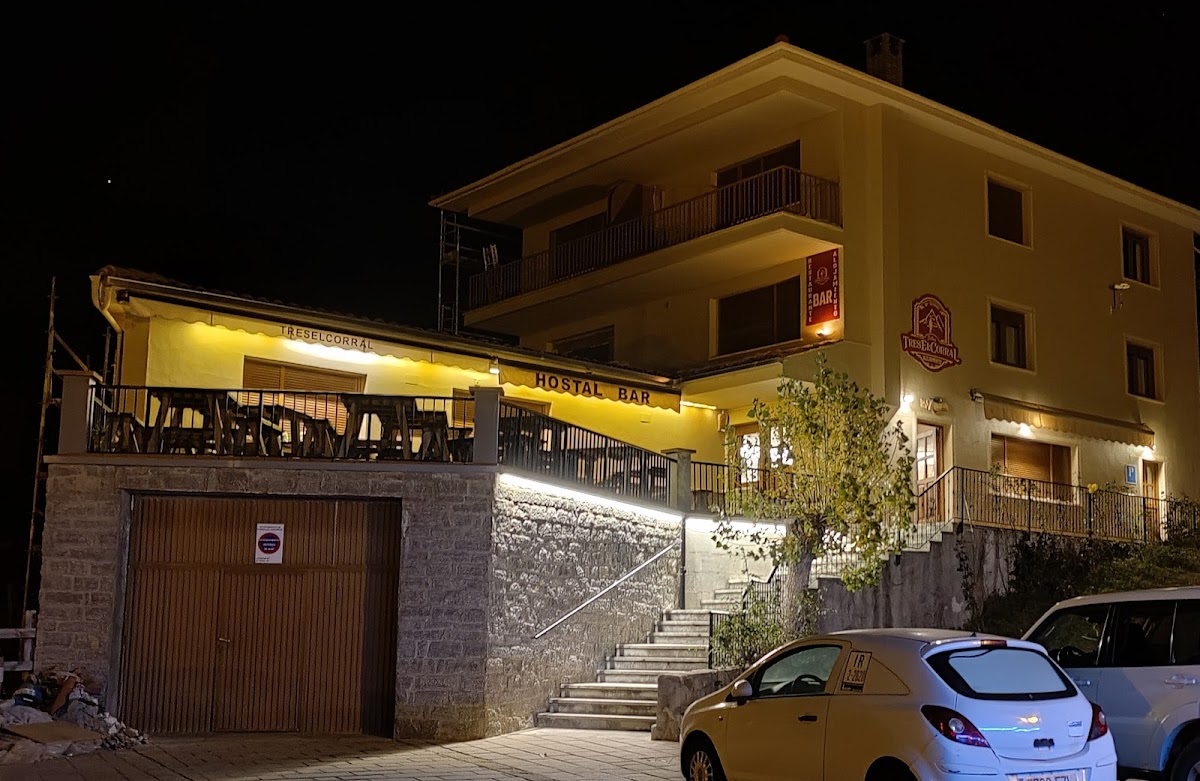 Restaurante Alojamiento Treselcorral