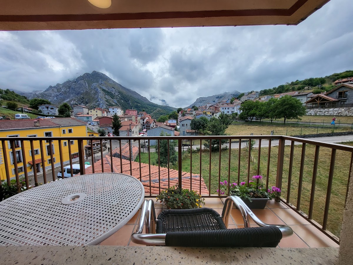 Restaurante Alojamiento Treselcorral