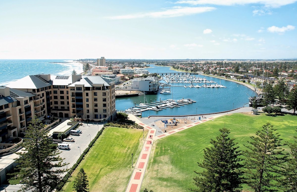 Oaks Glenelg Liberty Suites