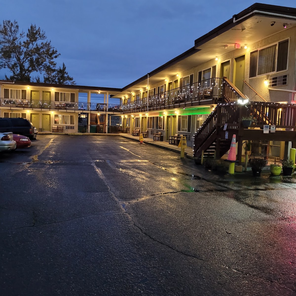 West Wind Motel