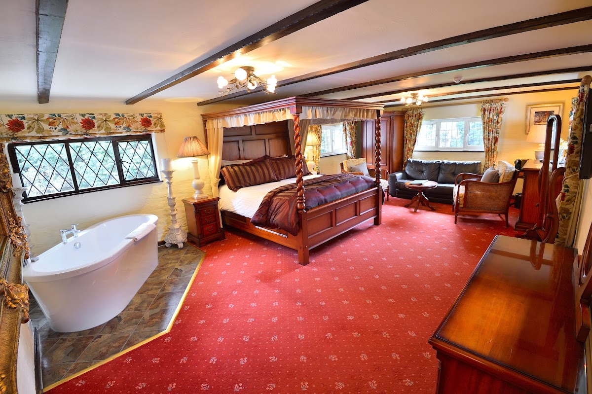 The Roundabout Hotel Hotel 2