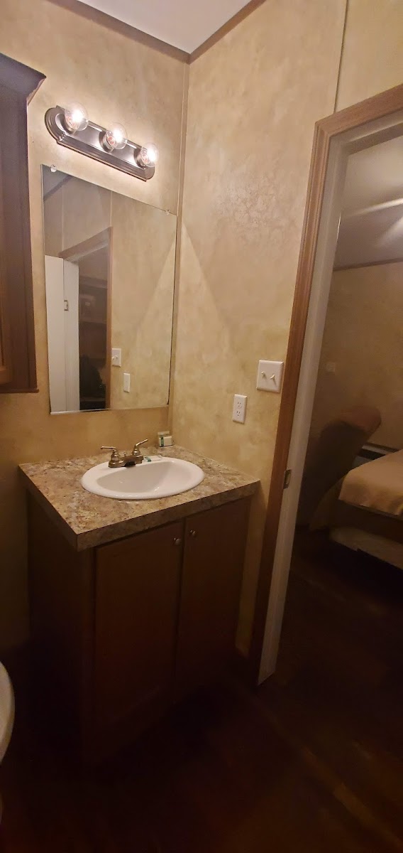 Cuero Oilfield Housing, LLC Hotel 2