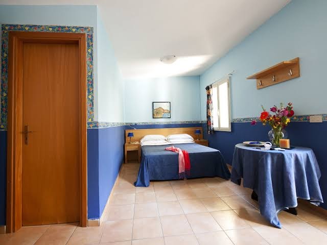 Villaggio Turistico Internazionale La Plaja Hotel 3