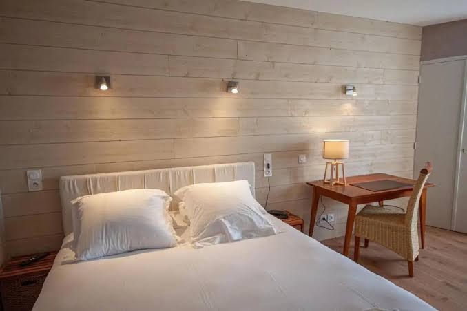 lhotel Hotel 2