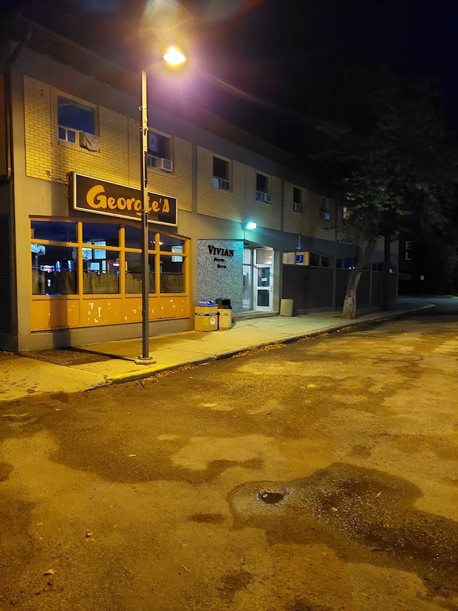 Vivian Motor Hotel