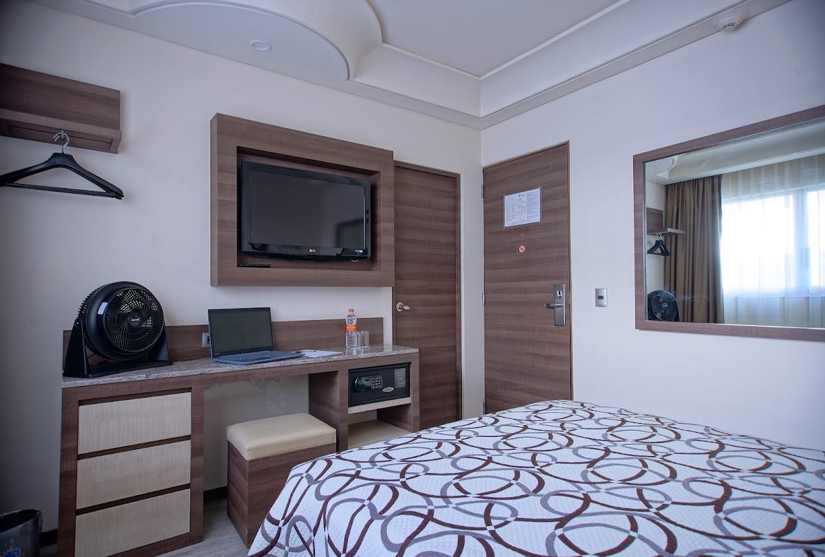 Econo Express Hotel Hotel 2