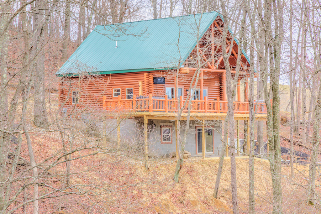 Hocking Hills Cabins & Resort