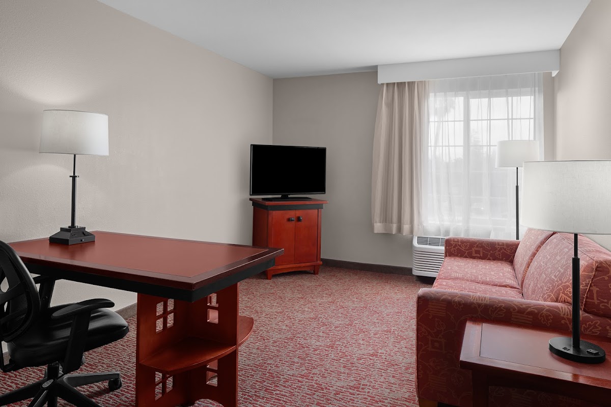 Larkspur Landing Extended Stay Suites Campbell Hotel 3