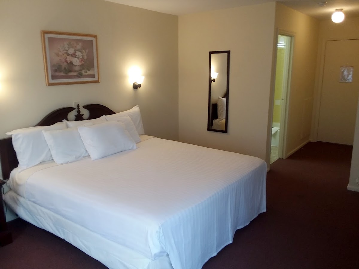 Walton Inn Hotel 3