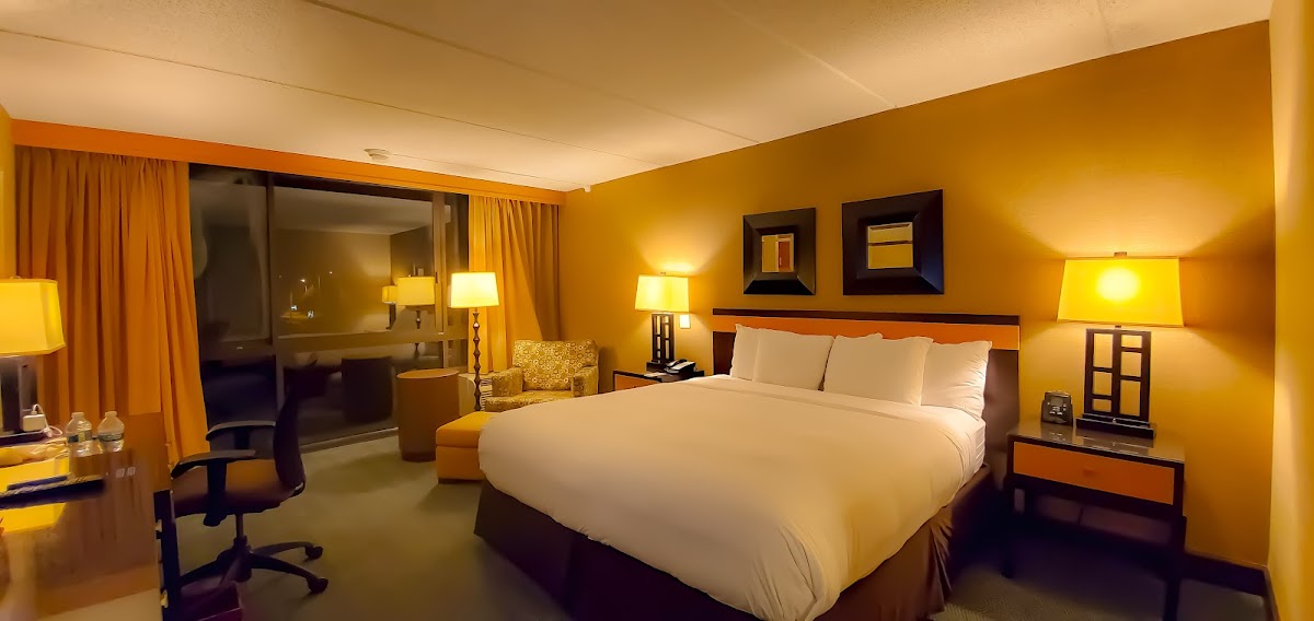 DoubleTree by Hilton Hotel Chicago - Arlington Heights Hotel 2