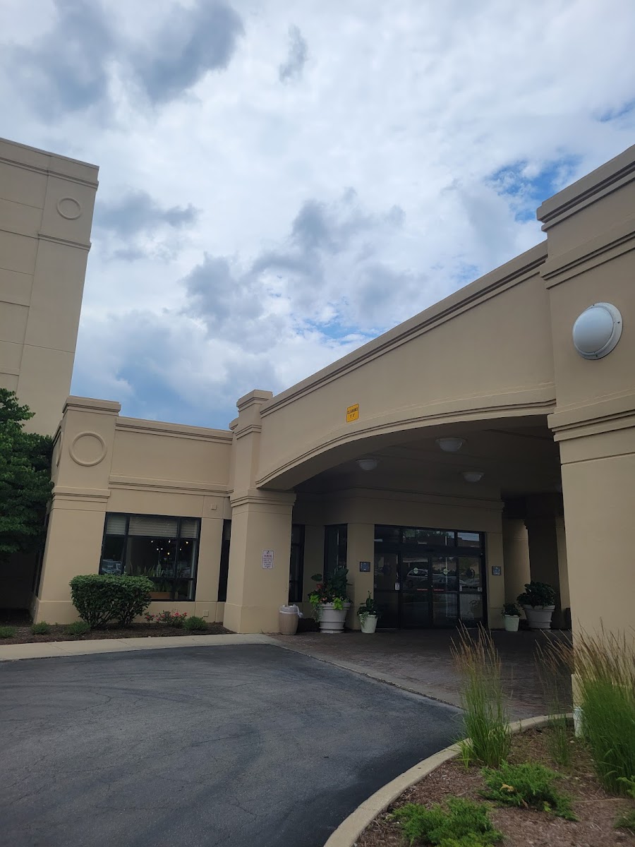 DoubleTree by Hilton Hotel Chicago - Arlington Heights