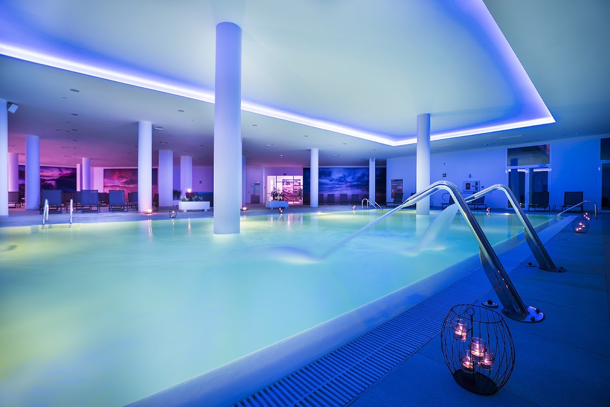 Royal Palm Resort & Spa Hotel 3