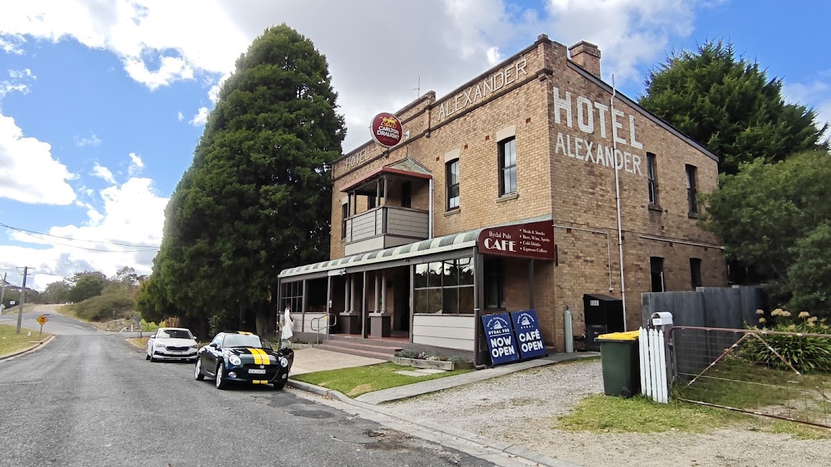 Hotel Alexander (Rydal Pub)