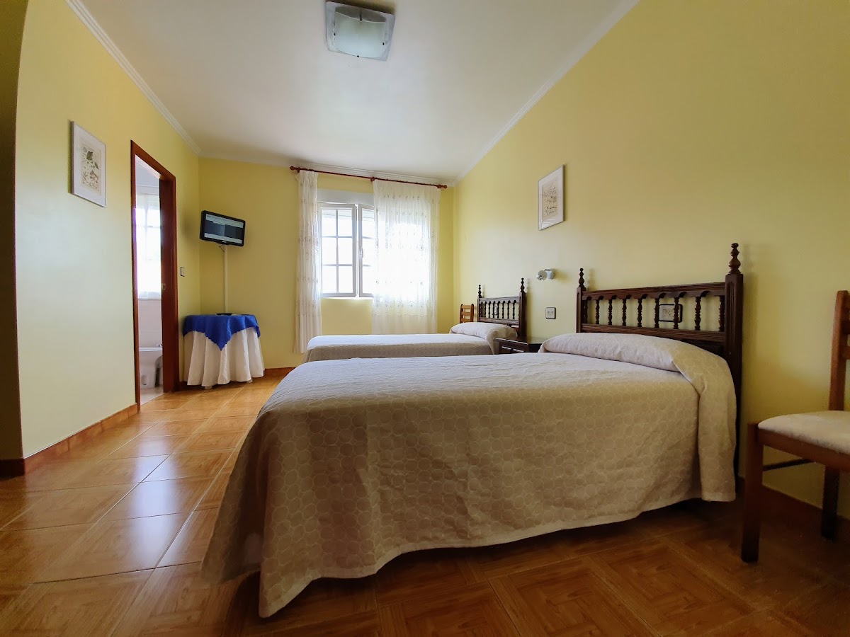 Hostal Arli Hotel 3
