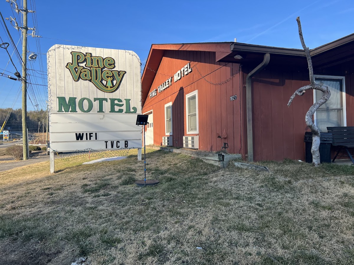 Pine Valley Motel