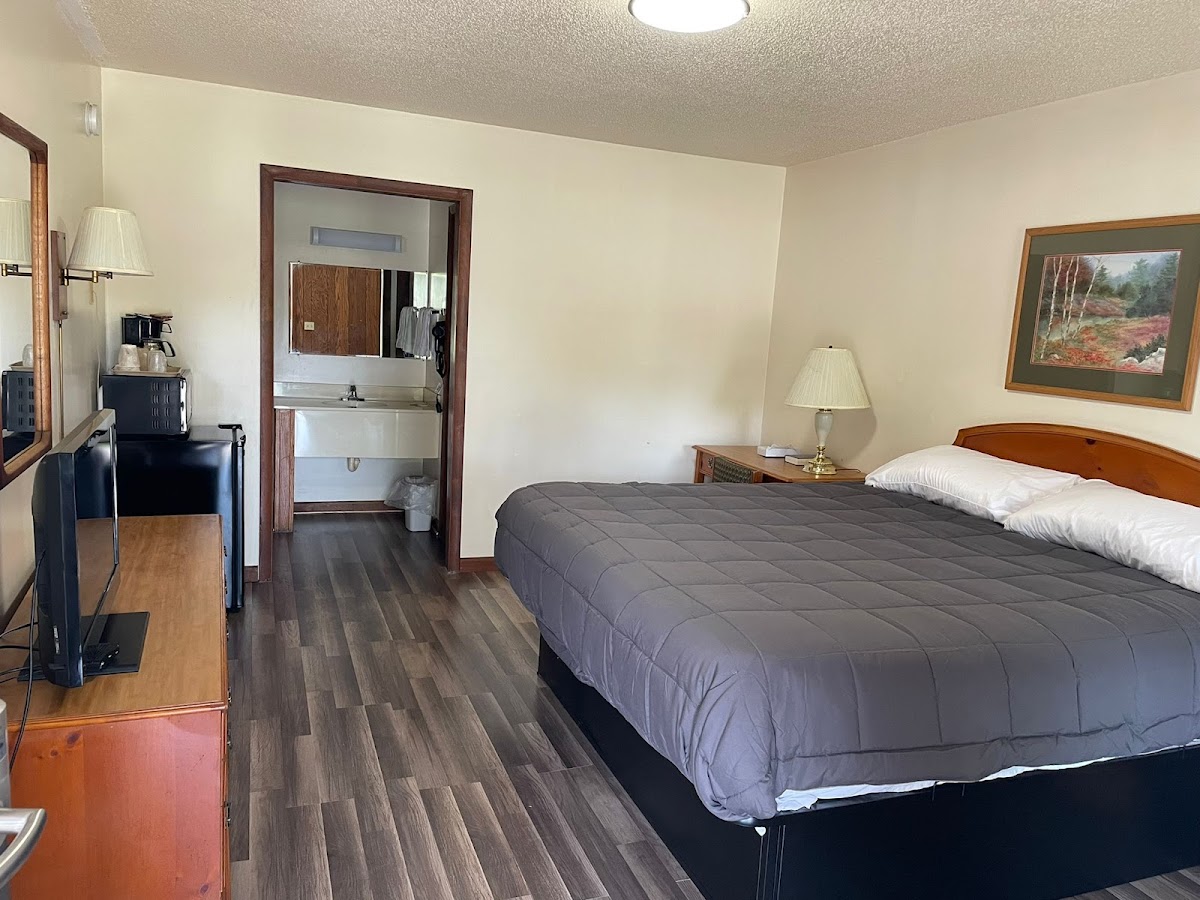 Pine Valley Motel Hotel 2