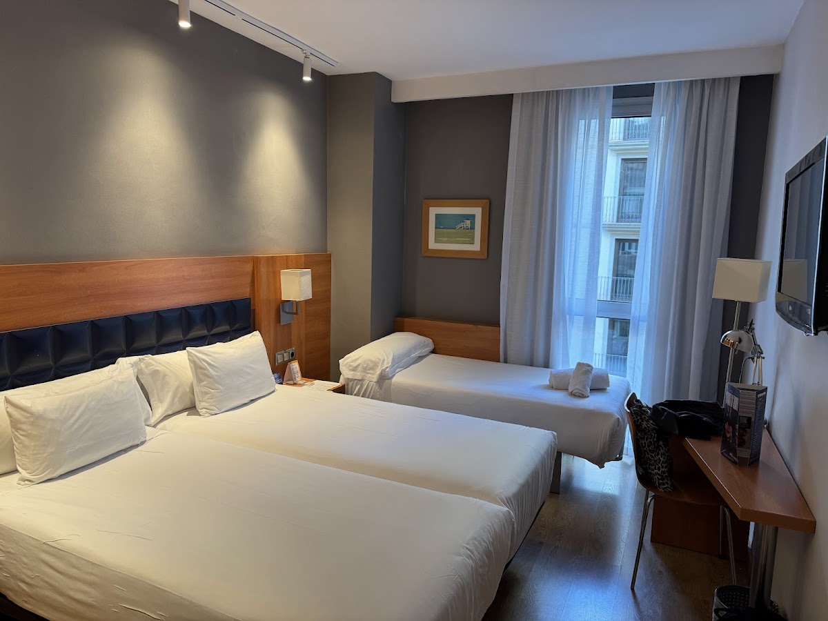 Barcelona Century Hotel