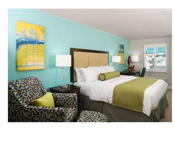 Silver Palms Inn Hotel 2