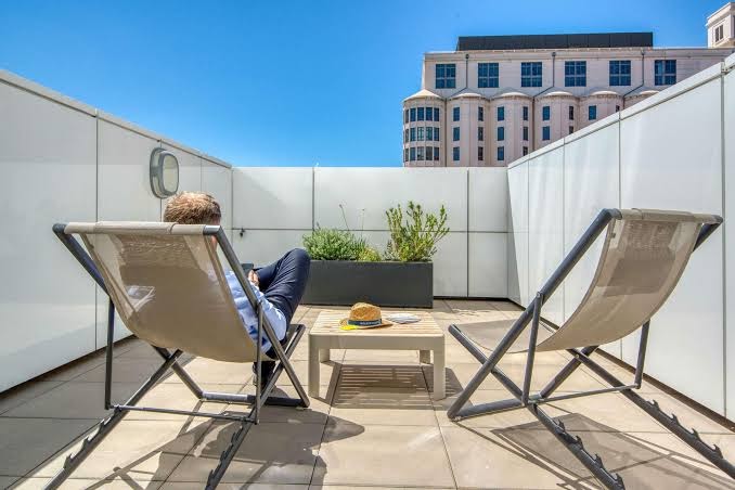 Golden Tulip Marseille Euromed Hotel 2